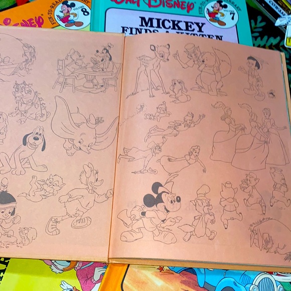 Walt Disney Wendy’s adventure in neverland beginning reader book - Picture 3 of 4